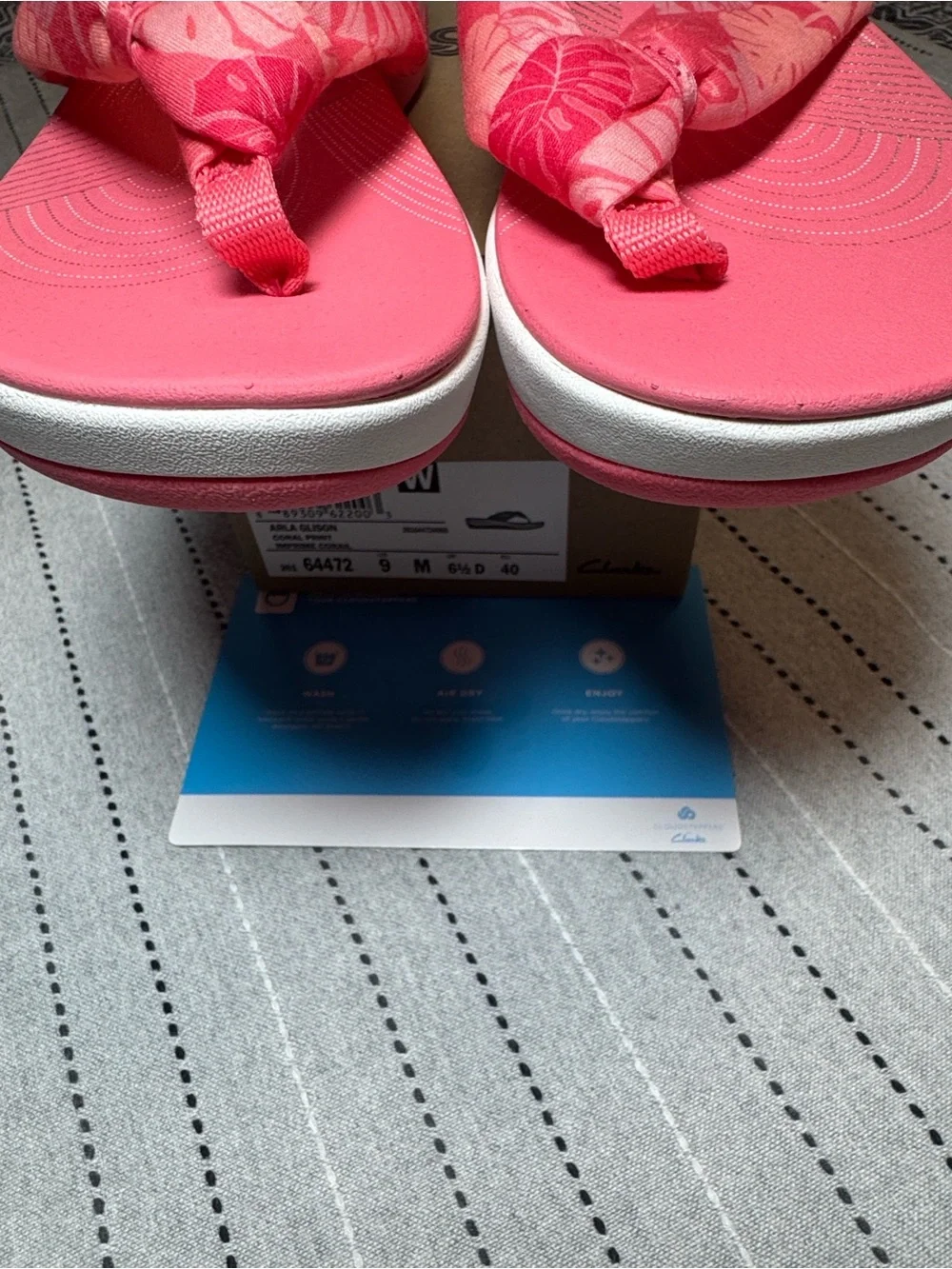 Clarks Women's Arla Glison Coral Print Floral Knotted Thong Sandals NWOT - Picture 6 of 10